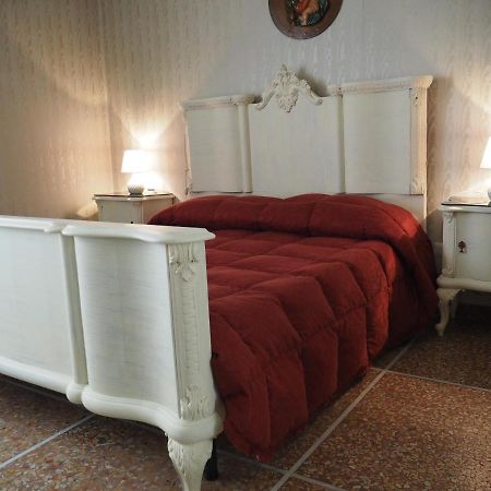 Апартаменты Casa Maria Сан-Бенедетто-дель-Тронто Экстерьер фото