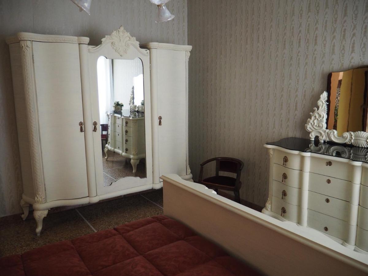 Апартаменты Casa Maria Сан-Бенедетто-дель-Тронто Экстерьер фото
